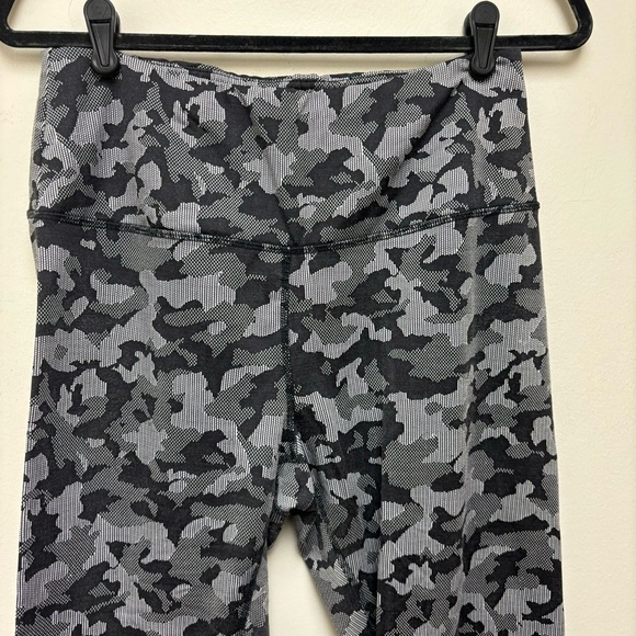 Spyder Active Camo Jacquard Leggings - Picture 4 of 9